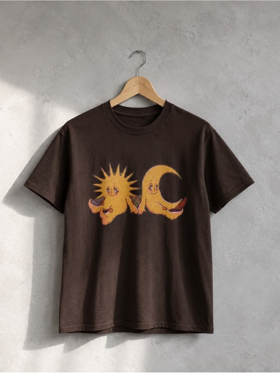 Gildan Other - Gildan Brown Tee with Yellow Sun and Moon Graphic